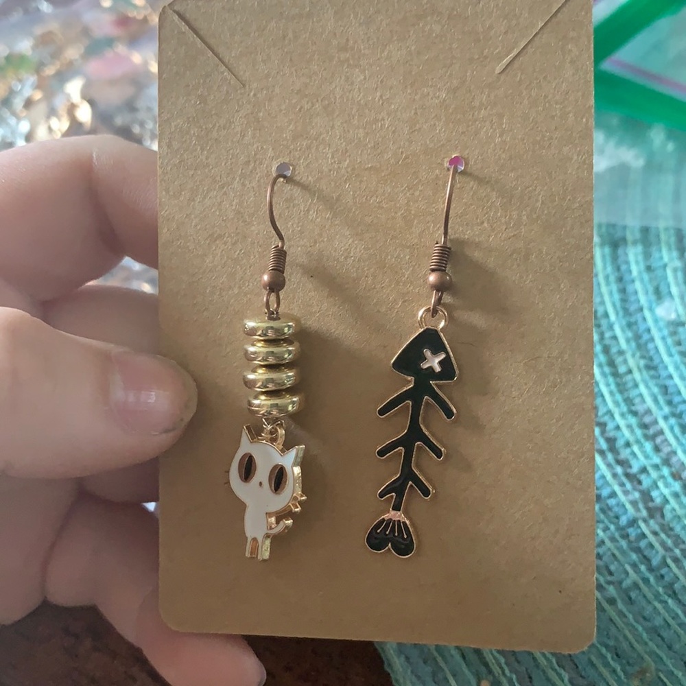 Hand made  cat and fish earrings! Nickel free!